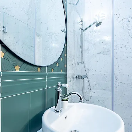 Designer - Next To River Apartment *